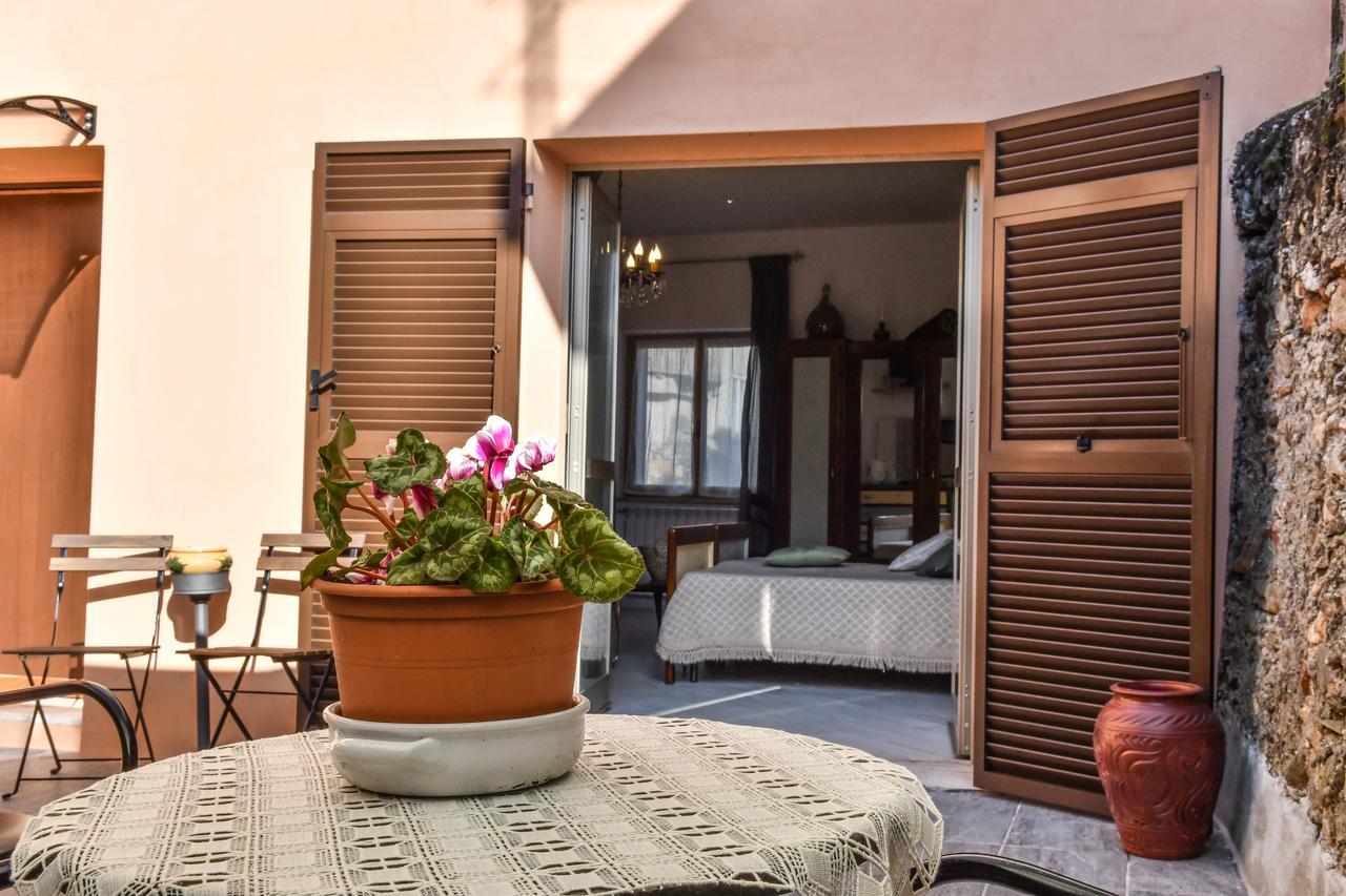 La Terra Di Mingo Bed & Breakfast Vado Ligure Dış mekan fotoğraf