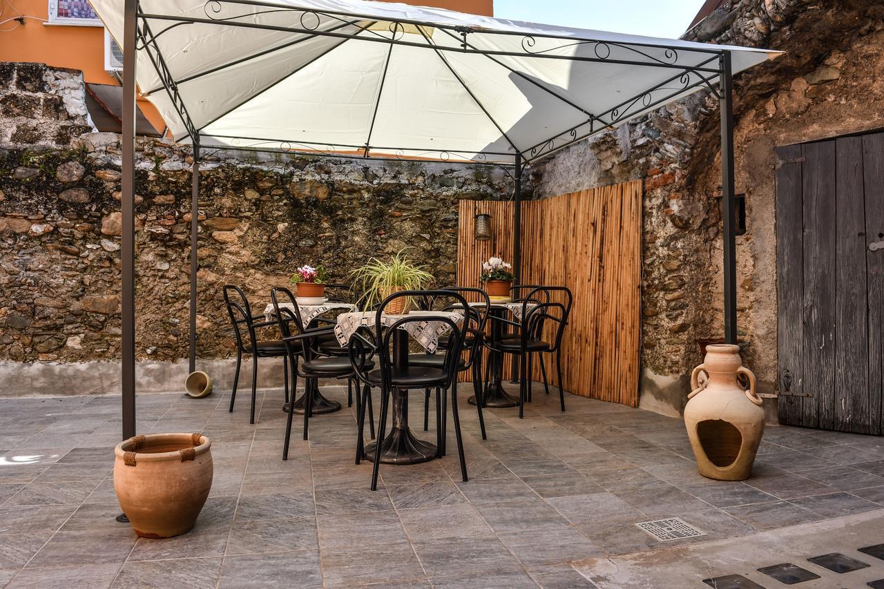 La Terra Di Mingo Bed & Breakfast Vado Ligure Dış mekan fotoğraf