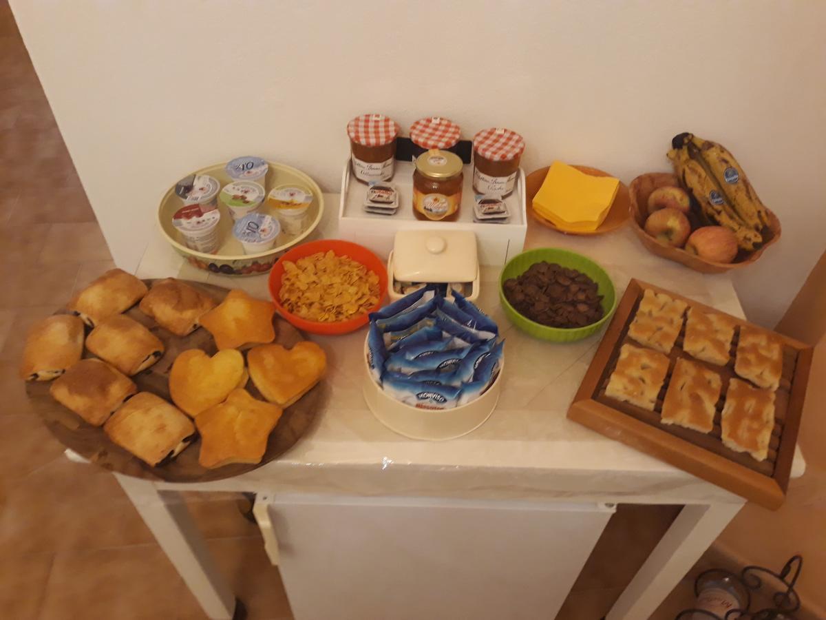 La Terra Di Mingo Bed & Breakfast Vado Ligure Dış mekan fotoğraf